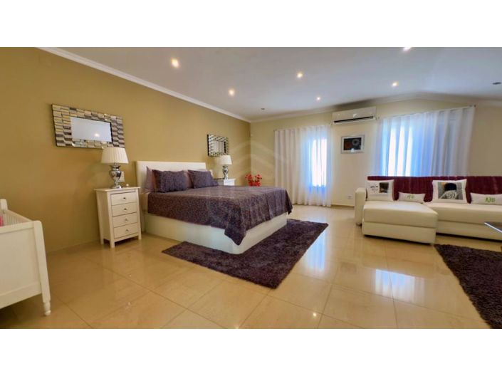 Image No.39-4 Bed House for sale