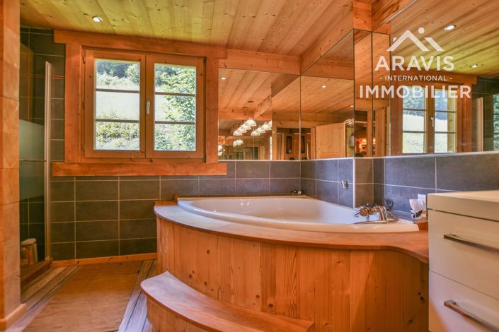 Image No.14-5 Bed House for sale