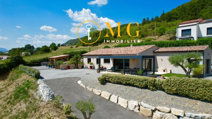 Image No.1-4 Bed House for sale