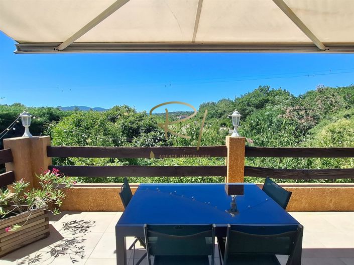 Image No.3-6 Bed House for sale