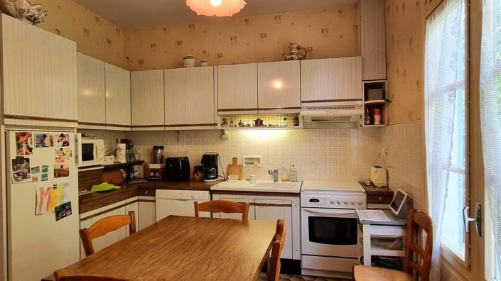 Image No.20-3 Bed House for sale