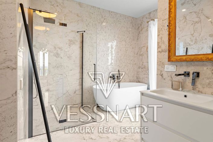 Image No.8-Maison de 6 chambres à vendre à Cannes