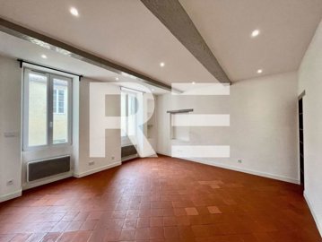 1 - Nîmes, Apartment