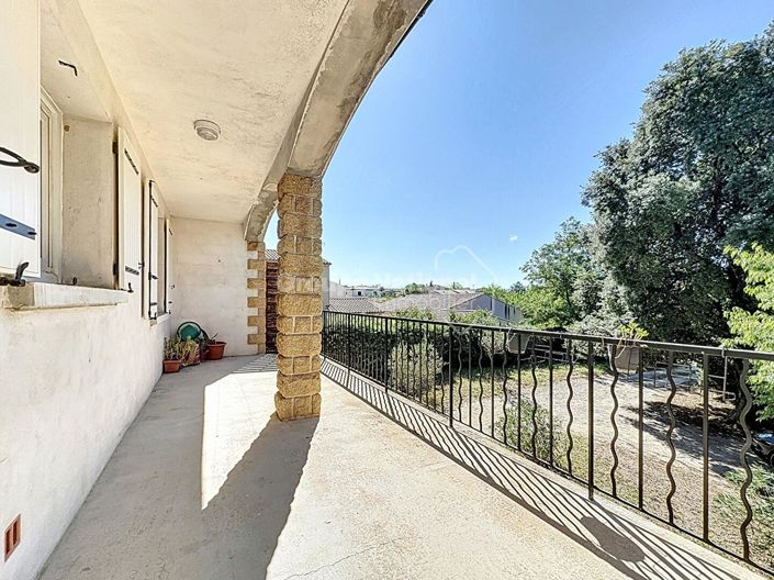 Image No.1-7 Bed House for sale
