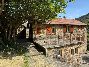 1 - Malons-et-Elze, House
