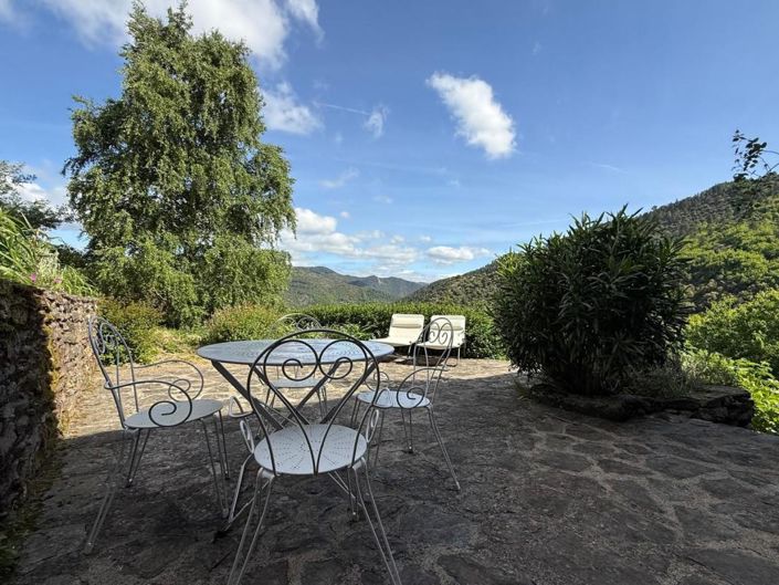 Image No.10-4 Bed House for sale