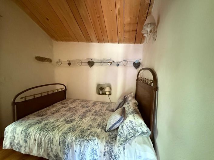 Image No.24-4 Bed House for sale