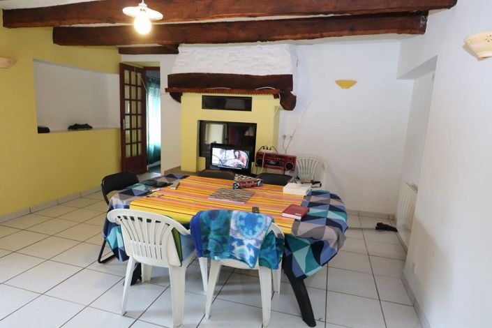 Image No.10-3 Bed House for sale