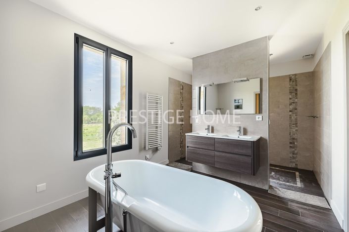 Image No.11-Maison de 5 chambres à vendre à Bordeaux