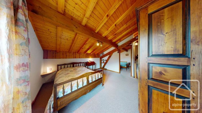 Image No.12-2 Bed Apartment for sale