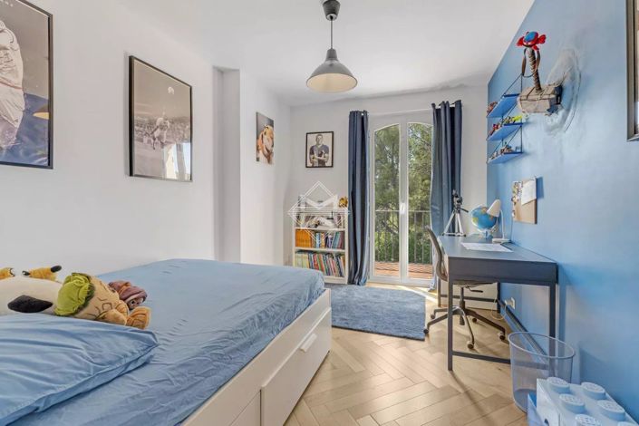 Image No.13-5 Bed House for sale