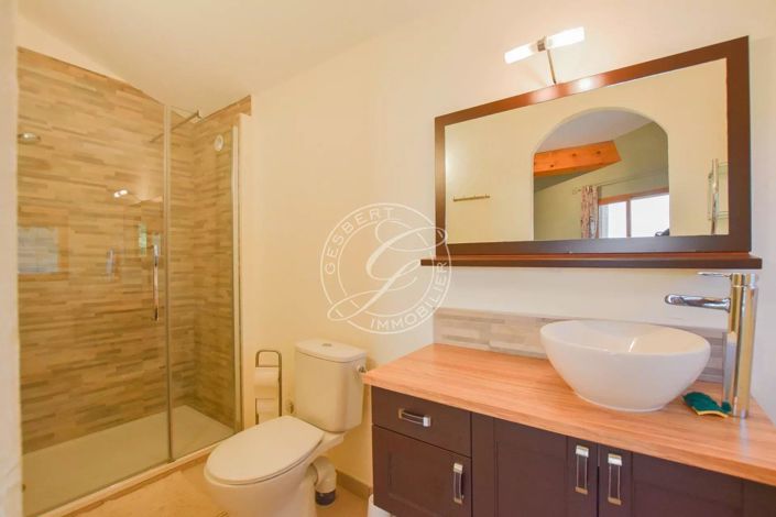 Image No.23-3 Bed House for sale