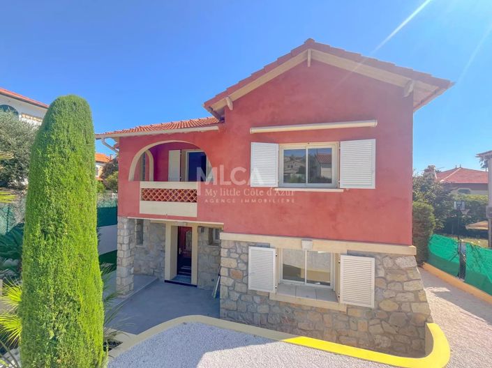 Image No.2-Maison de 4 chambres à vendre à Antibes