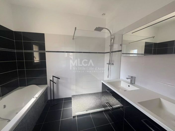 Image No.8-Maison de 4 chambres à vendre à Antibes