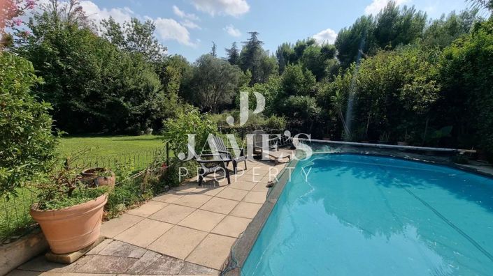 Image No.12-5 Bed House for sale