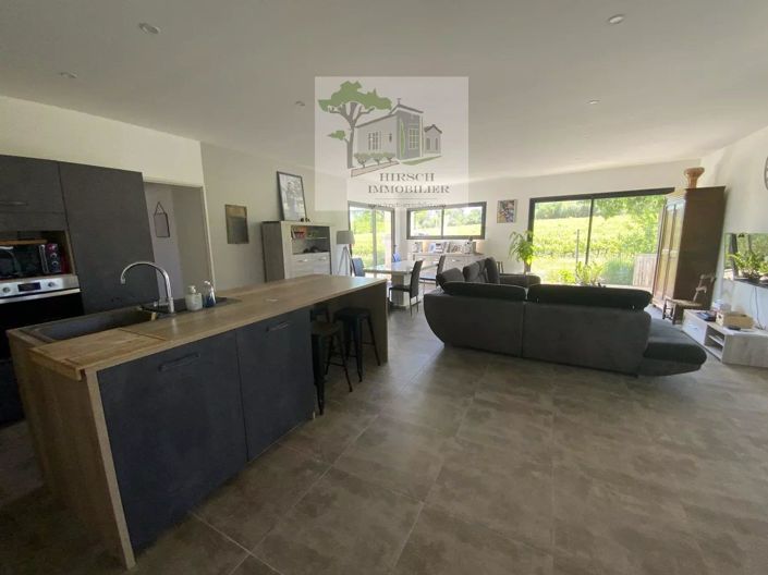 Image No.3-3 Bed House for sale