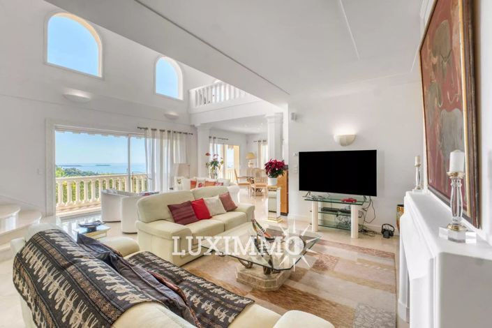 Image No.5-4 Bed House for sale