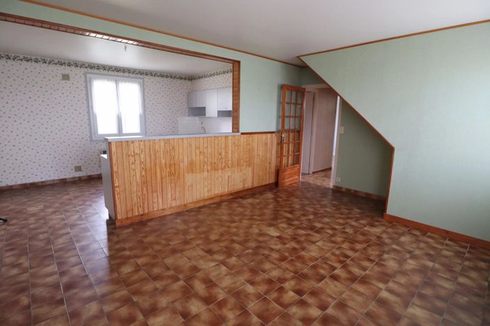 Image No.6-3 Bed House for sale