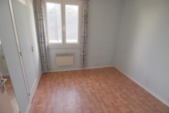 Image No.8-3 Bed House for sale