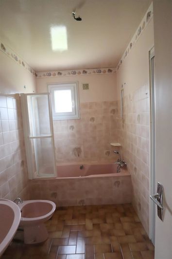 Image No.9-3 Bed House for sale