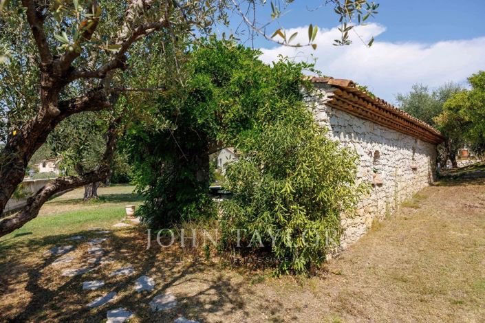 Image No.15-6 Bed House for sale