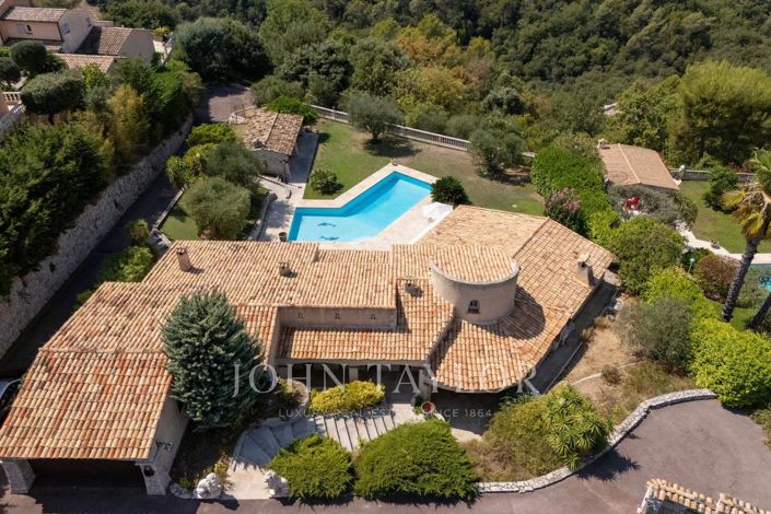 Image No.17-6 Bed House for sale