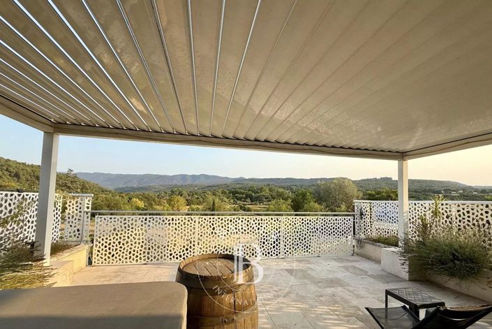 Image No.1-4 Bed House for sale