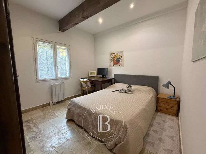 Image No.10-4 Bed House for sale