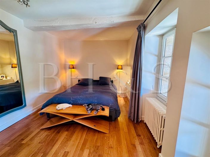 Image No.6-3 Bed House for sale