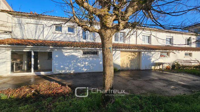 Image No.10-7 Bed House for sale