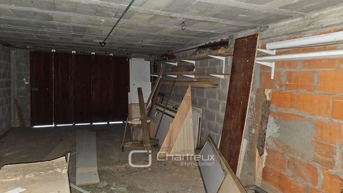 Image No.20-7 Bed House for sale