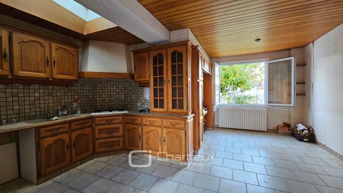 Image No.3-7 Bed House for sale