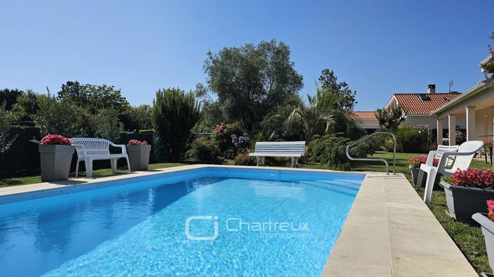 Image No.1-4 Bed House for sale