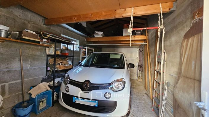 Image No.9-2 Bed House for sale