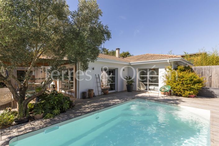 Image No.1-4 Bed House for sale