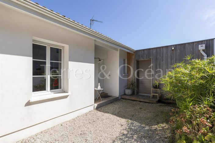 Image No.23-4 Bed House for sale