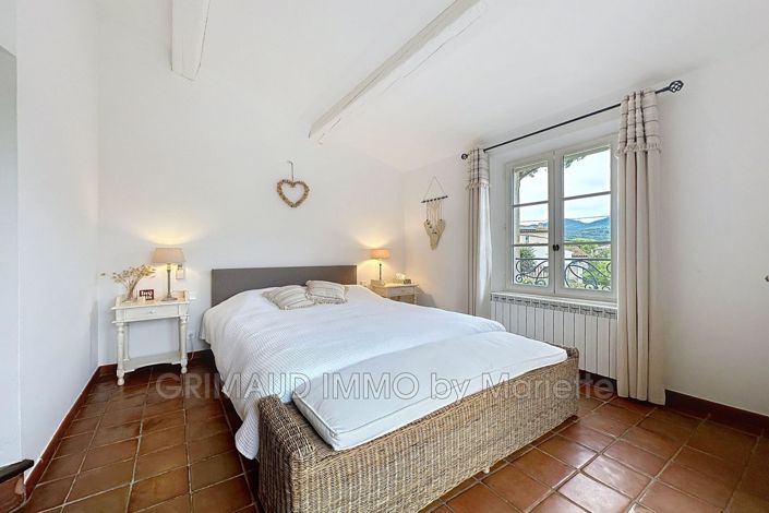 Image No.15-4 Bed House for sale