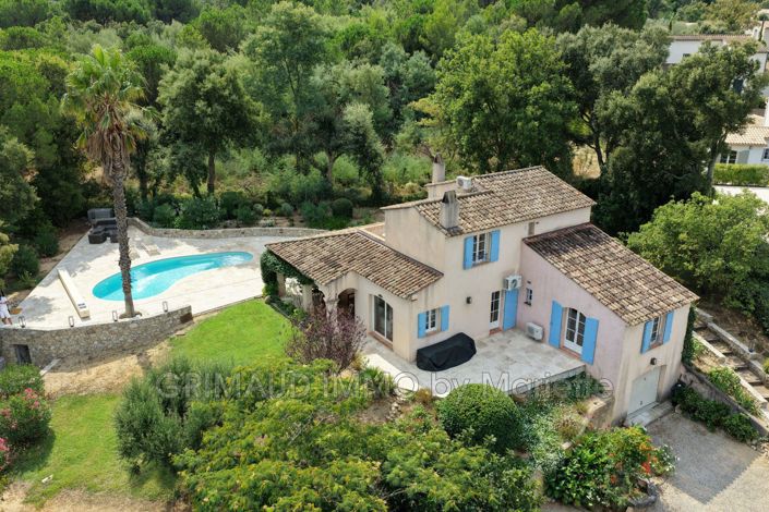 Image No.2-Maison de 4 chambres à vendre à Le Plan-de-la-Tour