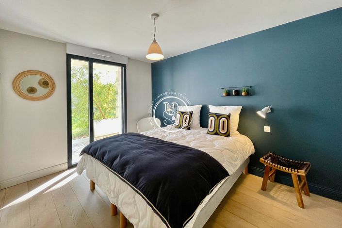 Image No.15-6 Bed House for sale