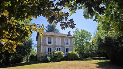 1 - Les Lèches, House