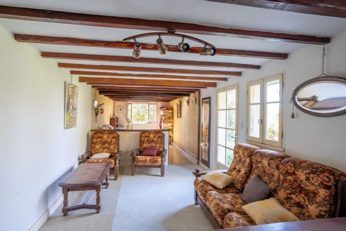 Image No.11-7 Bed House for sale