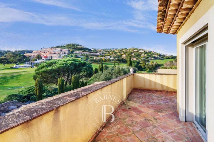 Image No.4-3 Bed House for sale