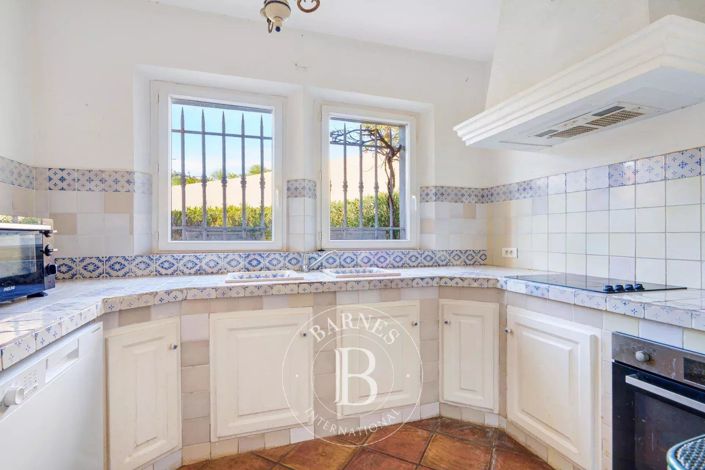 Image No.7-3 Bed House for sale