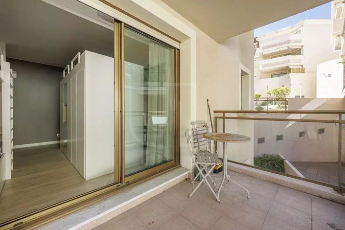 Image No.17-4 Bed Property for sale