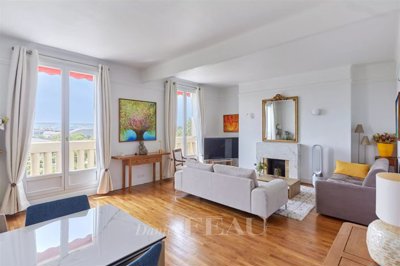 1 - Paris, Apartment