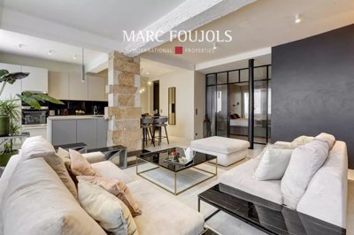 1 - Paris, Apartment