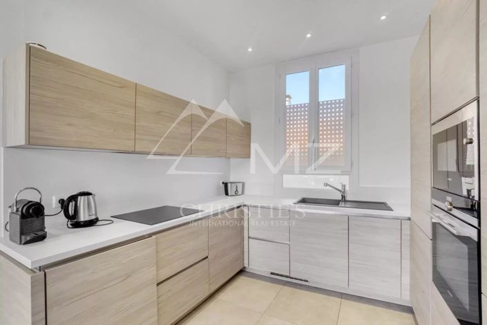 Image No.8-3 Bed Apartment for sale