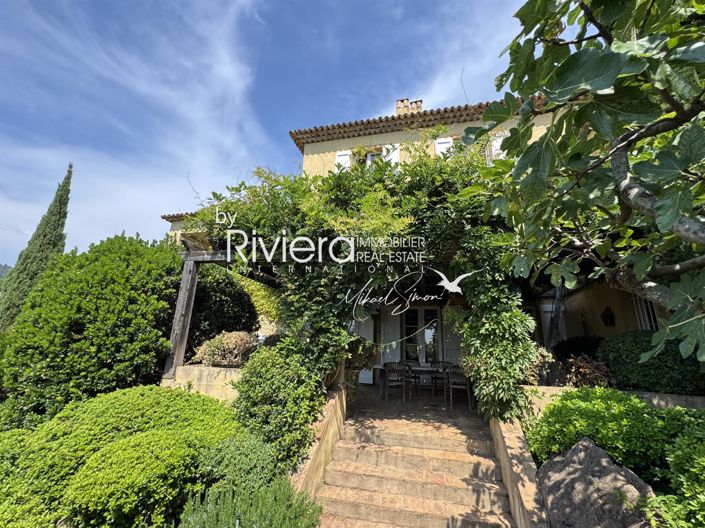 Image No.24-7 Bed House for sale