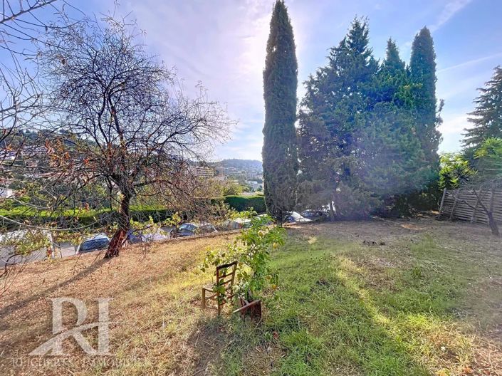 Image No.23-4 Bed House for sale