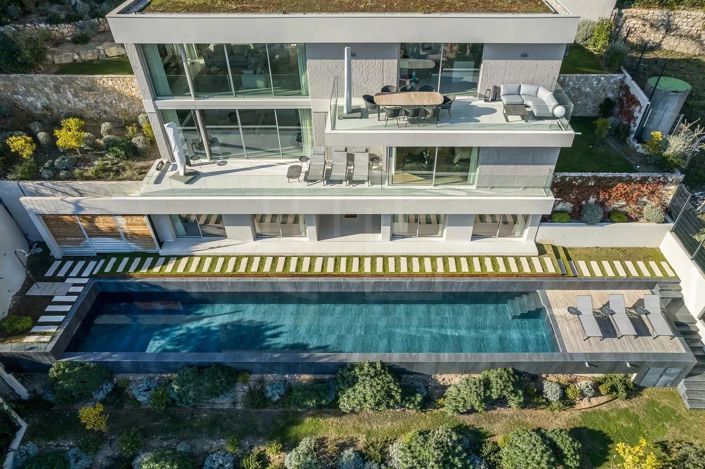 Image No.10-6 Bed House for sale